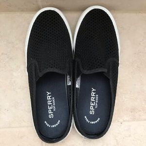 Black canvas perforated Sperry Slide on flats